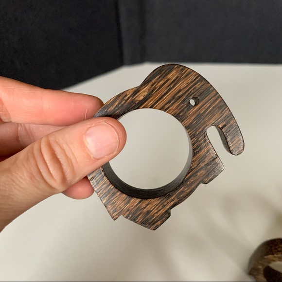 8 Wooden Elephant Napkin Rings Dark striped wood primitive style carving. - Picture 7 of 8